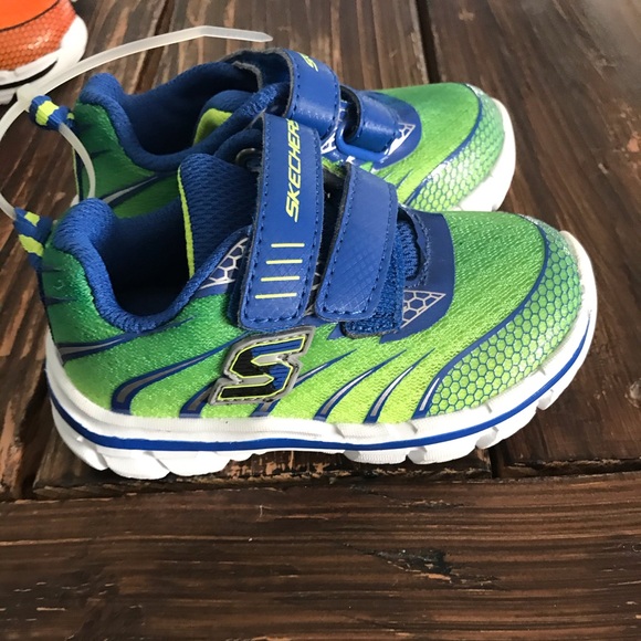Toddler skechers - Picture 2 of 2